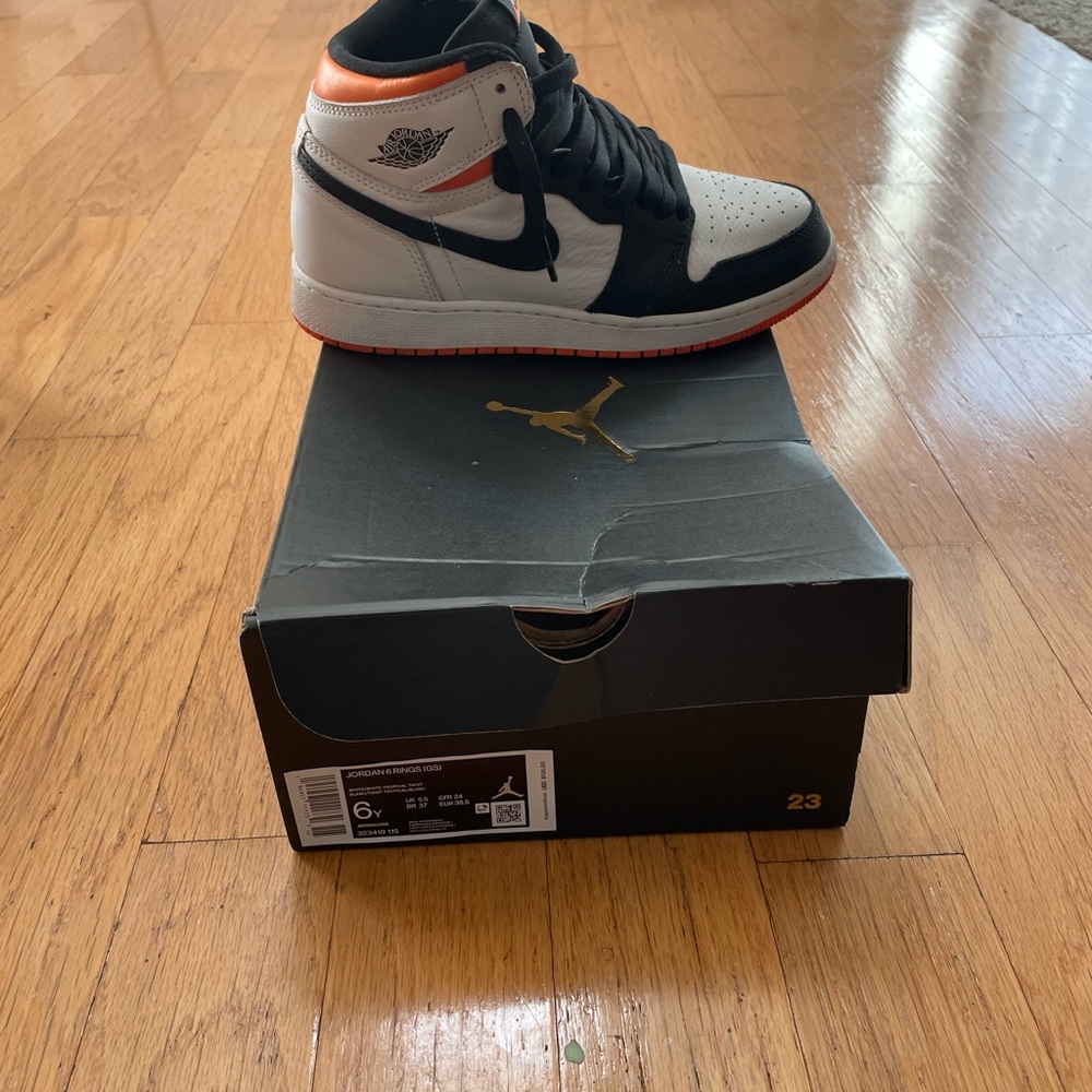 Jordan 6 Rings - Picture 2 of 3